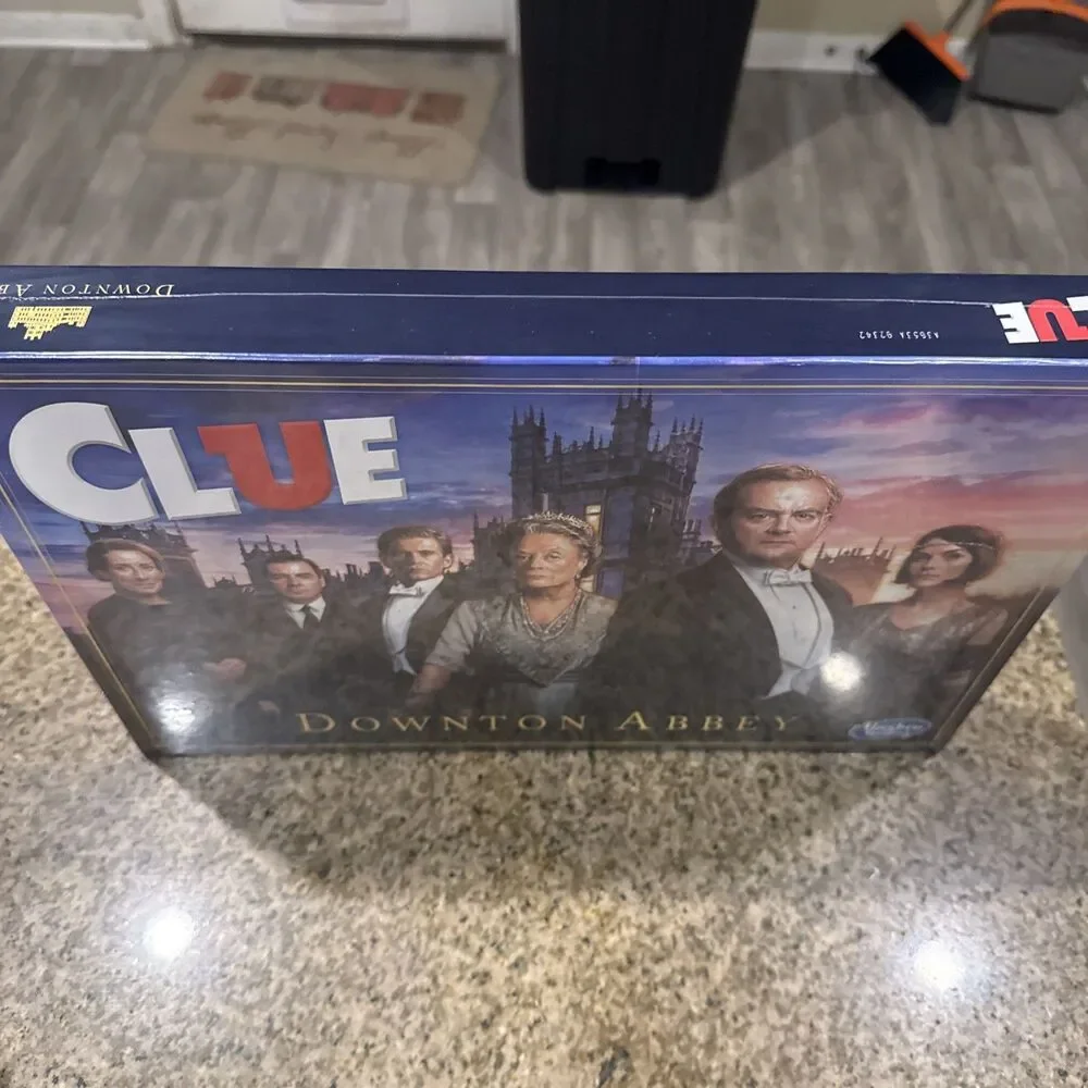 Hasbro Downton Abbey Clue Board Game - NEW SEALED